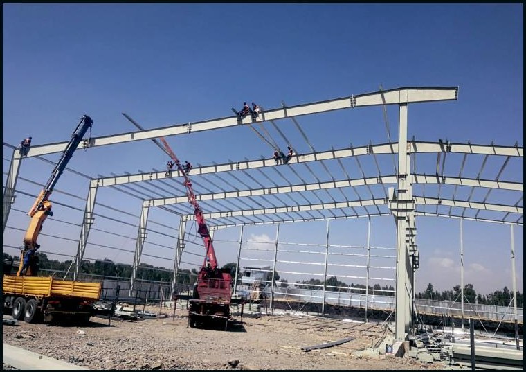 Steel truss erection — HH project site